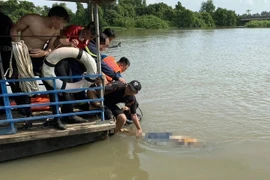 3 thiếu nữ chết đuối khi tắm sông Sài Gòn, đã tìm thấy thi thể 1 em