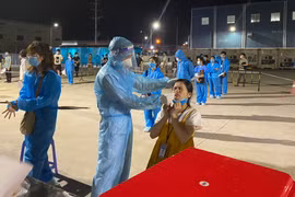 Hơn 300 công nhân nhiễm COVID-19 ở Bắc Giang