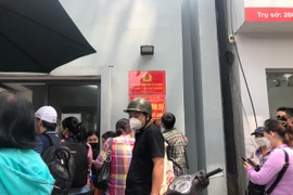 Người dân gửi thêm 100 đơn tố cáo ngân hàng SCB và bảo hiểm Manulife