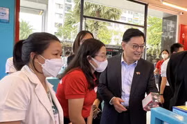 Phó Thủ tướng Singapore thăm và làm việc với Tập đoàn Masan