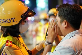 Cán bộ Cục Thuế Hải Dương lái xe khi có nồng độ cồn kịch khung 