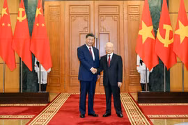 Tổng Bí thư Nguyễn Phú Trọng đón Tổng Bí thư, Chủ tịch Trung Quốc Tập Cận Bình