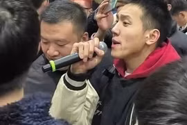  Ngôi sao bóng rổ Trung Quốc bị tẩy chay sau phát ngôn gây sốc