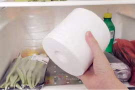 Nhiều lợi ích không ngờ khi đặt cuộn giấy trong tủ lạnh