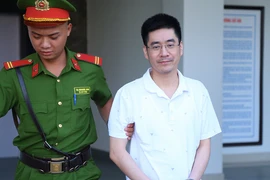 Xử phúc thẩm cựu điều tra viên Hoàng Văn Hưng: Có phải trả lại 18 tỷ?