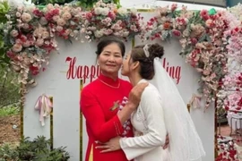 Mẹ chồng gả con dâu đi lấy chồng mới khiến nhiều người cảm phục