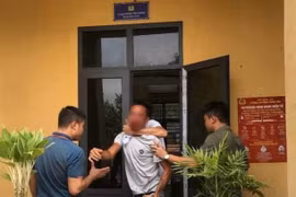 Hưng Yên: Đình chỉ cán bộ công an xã bị tố đánh người tại trụ sở