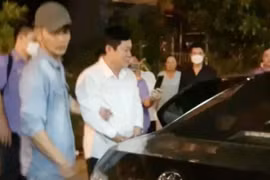 Cựu Phó Chánh án TAND Bạc Liêu đòi tiền, nhiều lần quan hệ nữ bị cáo