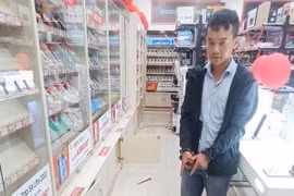 Hải Dương: Đạo chích đột nhập FPT Shop, trộm 41 điện thoại gần 1 tỷ 