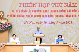 Thủ tướng: Tránh phiền hà, sách nhiễu, tiêu cực khi giải quyết thủ tục hành chính