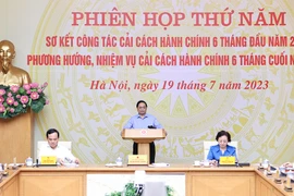 Thủ tướng: Tránh phiền hà, sách nhiễu, tiêu cực khi giải quyết thủ tục hành chính
