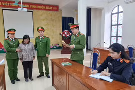 Bắt nguyên Trưởng phòng Kế hoạch tài chính và kế toán Sở GD&ĐT Hà Giang