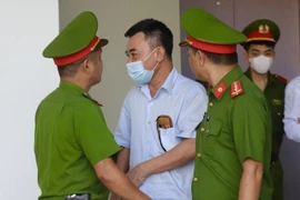 Cựu Phó Giám đốc CA môi giới hối lộ 2,65 triệu USD: “Vì thương người…”