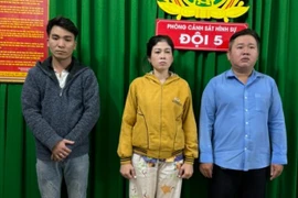 Hơn trăm nữ nhân viên nhà hàng ở TPHCM nhảy khỏa thân, bán dâm