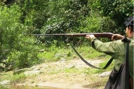 Phó Chủ tịch xã ở Hà Giang đi săn thú, bắn chết người