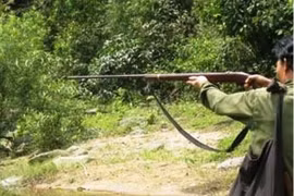 Phó Chủ tịch xã ở Hà Giang đi săn thú, bắn chết người