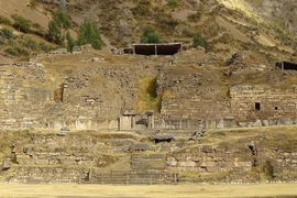 Khám phá hành lang chim kền- lối vào ngôi đền cổ ở Peru 