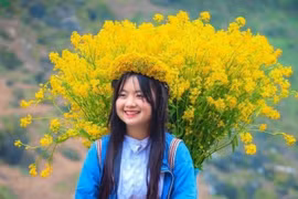 Mua Thị Dua "lột xác" cực sang chảnh, sành điệu, gợi cảm 