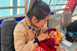 Dàn dựng trẻ sơ sinh bị bỏ rơi: Lợi dụng lòng tốt, có phạm tội lừa đảo?