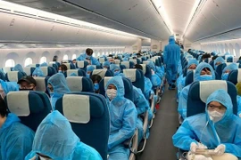 Vụ “chuyến bay giải cứu”: Khởi tố thêm nguyên cán bộ ĐSQ và 8 bị can