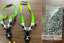 Quảng Ninh: Bắn vỡ kính khách sạn, nhà hàng rồi xin làm bảo vệ 