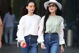 Mẫu jean ngược tạo trend, mặc lên tôn dáng, cá tính xuất sắc