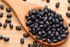 Đậu đen rất tốt cho sức khoẻ nhưng ăn cách này thì quá phí tiền 