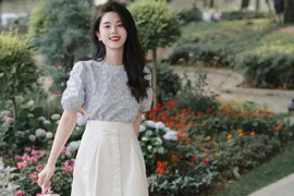 Chọn trang phục này, xinh đẹp đến mấy khí chất cũng khó thăng hạng