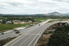 Bộ GTVT nói gì về kiến nghị mở rộng cao tốc Bắc-Nam?