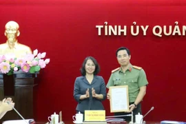 Công bố quyết định công tác cán bộ tại Quảng Ninh và Hải Phòng