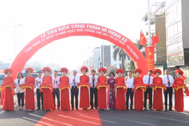 Chính thức thông xe 2 tuyến đường Âu Cơ - Xuân Diệu