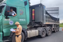 Dừng Kế hoạch 191, Quảng Ninh kiểm soát xe quá tải thế nào?