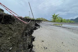 Nguyên nhân đường 750 tỷ ở Hòa Bình sụt lún