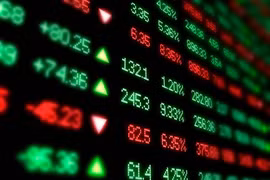 VN-Index hôm nay 10/7 có vượt mốc 1.300 điểm?