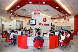 Techcombank bứt phá, vượt mặt Big 4 về vốn điều lệ