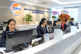 Chứng khoán SHS phát hành gần 900 triệu cổ phiếu, tăng vốn điều lệ gấp đôi