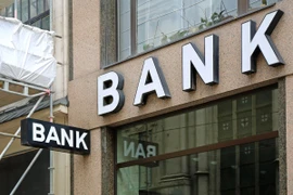 Ngành ngân hàng 2024: Khó khăn dần tan, triển vọng phục hồi