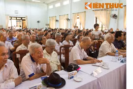 Tại sao người cao tuổi hay thiếu máu não?