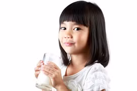 Gợi ý dinh dưỡng cho trẻ ngán sữa 