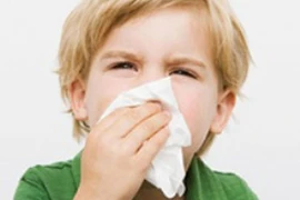 Trẻ dễ bị viêm mũi, viêm xoang, vì sao?