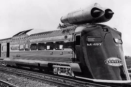 Khám phá tàu hỏa gắn động cơ phản lực vận tốc 250km/h