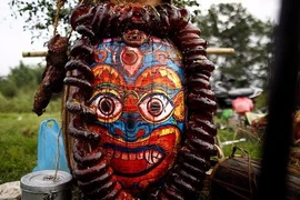 Tận mục lễ hiến tế "cổ - dị- độc" của người Hindu 