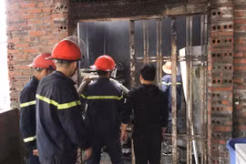 Phát hoảng “bà hỏa” ghé thăm nhà hàng cận tết