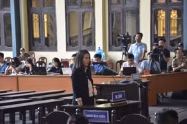 VKS đề nghị mức án nào cho các “bóng hồng” vụ đánh bạc nghìn tỷ?