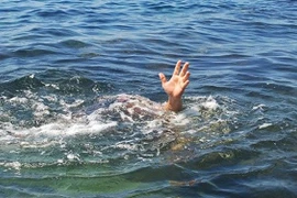 Hai vợ chồng cứu hai cháu nhỏ đuối nước không thành, 4 người tử vong