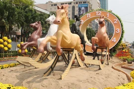 Đường hoa Nguyễn Huệ 2014 hoành tráng, đặc biệt cỡ nào?