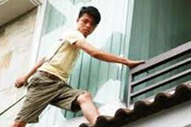 20 phút đột nhập nhà công an, trộm hơn 200 triệu đồng