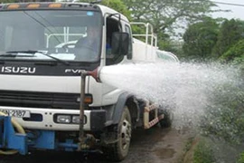 Tai nạn đường cao tốc: Đừng để người chết thay cây!