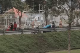 Hàng loạt người dân TPHCM “cháy túi” vì quên bật xi nhan