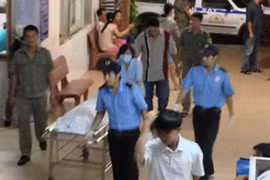 Làm vàng mã cho người chết, người sống tử vong